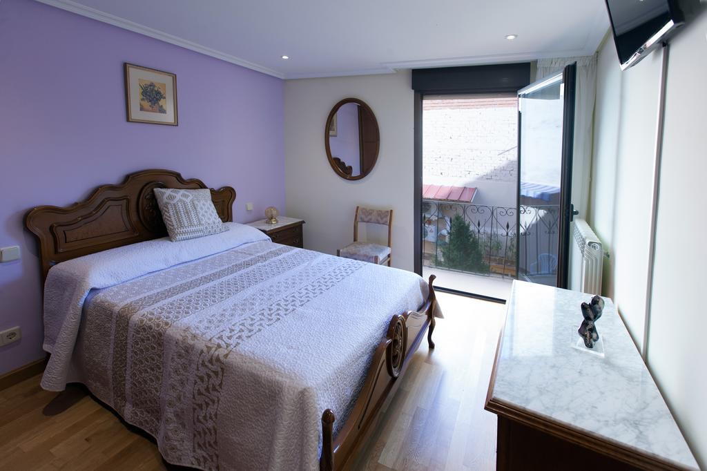 Pension San Lorenzo Nájera Extérieur photo